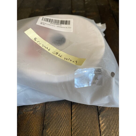 Velvet Wired Edge Ribbon 2.5 In x 10 Yards Crushed Gold Velvet Gift Christmas - Picture 5 of 5